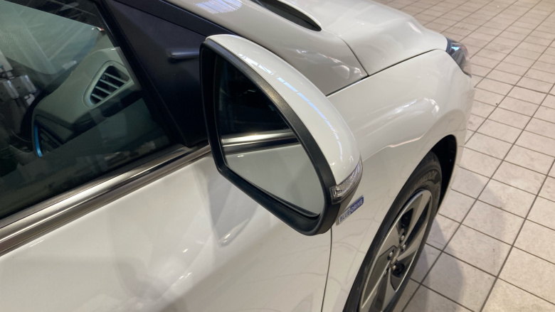 Hyundai IONIQ 1.6 GDi Hybrid Premium 5dr DCT Hybrid Hatchback